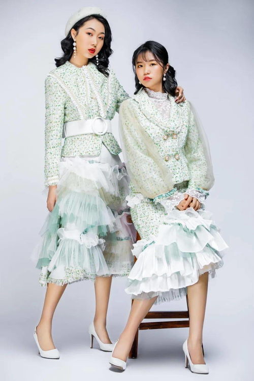 “經(jīng)緯織夢(mèng)”——樂山師范學(xué)院美術(shù)學(xué)院2020屆服裝與服飾設(shè)計(jì)專業(yè)畢業(yè)作品展之紡織品篇